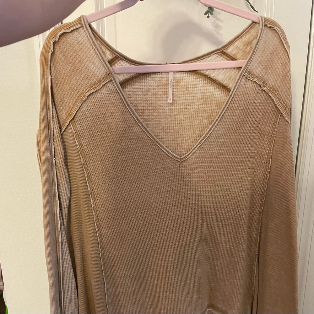 Free People off the shoulder long sleeve seam detail top, S